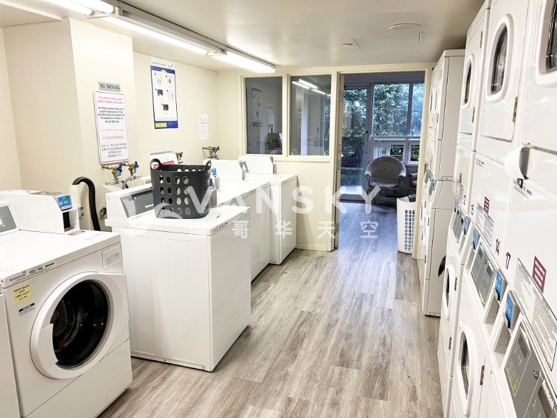 250218225629_Vancouver-2-Bedrooms-Rental-By-Joyce Skytrain-28.JPEG